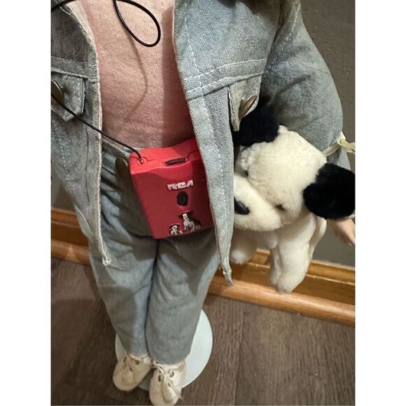 Vintage RCA Baby’s Dream Collection Porcelain Doll with Dog and Headphones 18” - Picture 4 of 13